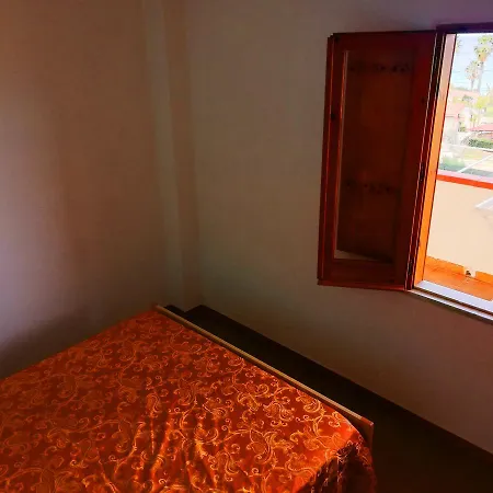 Rosa Apartmán Torre Marino
